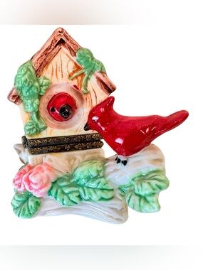 Vintage Cardinal Birdhouse Hinged Ceramic Trinket Pill Box